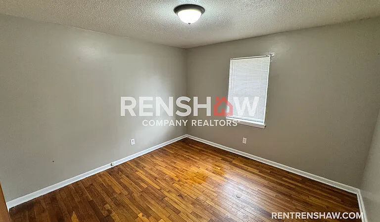 249 Navy Dr — Photo 8