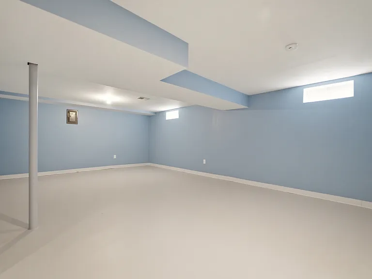 4520 Ohio St — Photo 18
