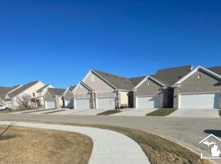 853 Plum Village Dr, Monroe, MI
