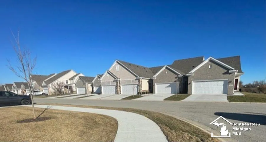 853 Plum Village Dr photo 1