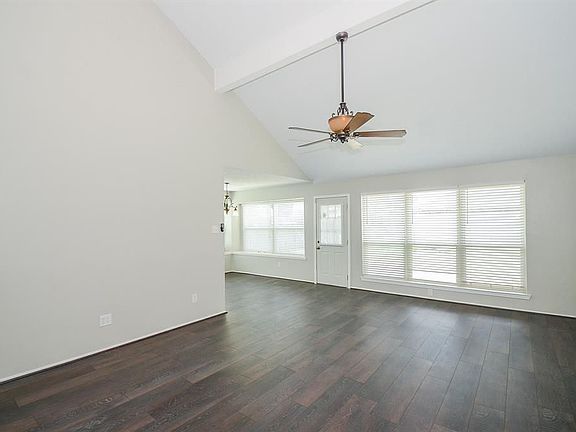 4th image of 22626 Round Valley Dr