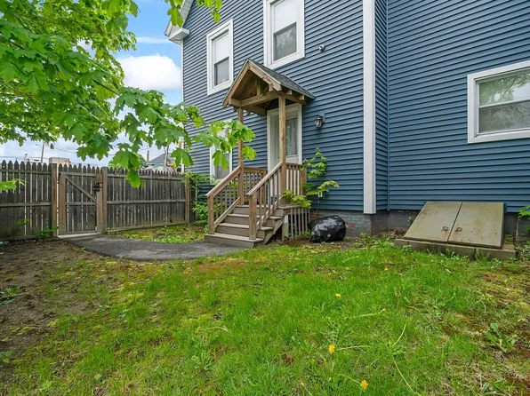 15 Seavey St, Westbrook, ME 04092
