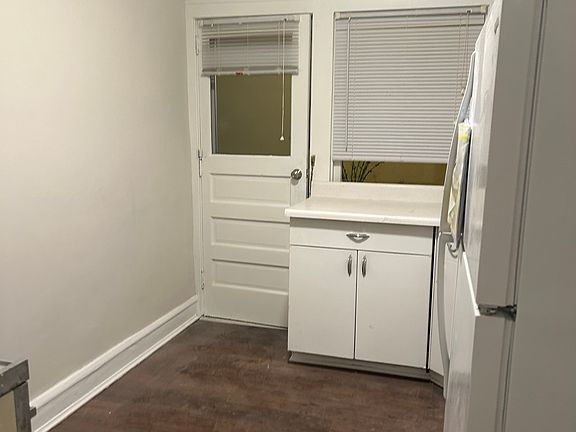 5th image of 11806 Clifton Blvd APT 1