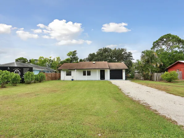 8340 SE CAMELLIA Drive, Hobe Sound, FL 33455