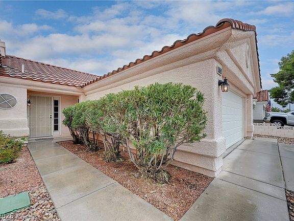 5th image of 4724 Victoria Beach Way