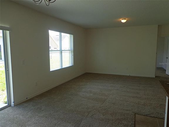4th image of 16548 Broadford Ln