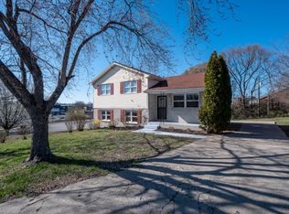 500 10th Ave E, Springfield, TN 37172