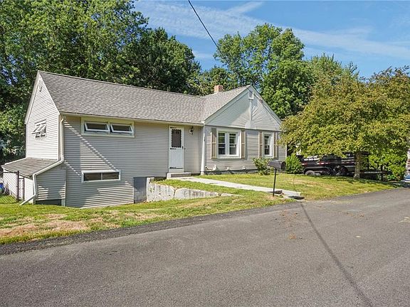 2nd image of 18 Lemis St