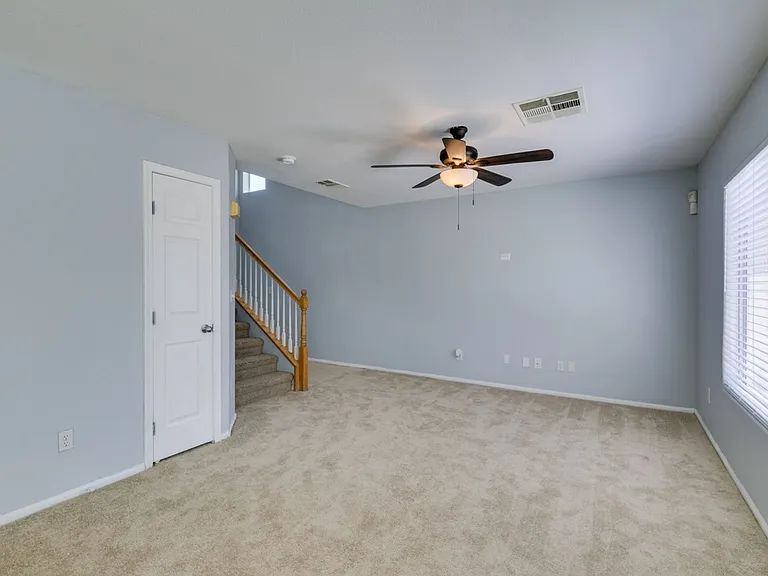 8433 Spencer Canyon St — Photo 13