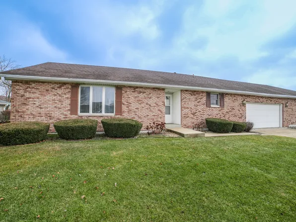 590 Water Tower Rd N, Manteno, IL 60950