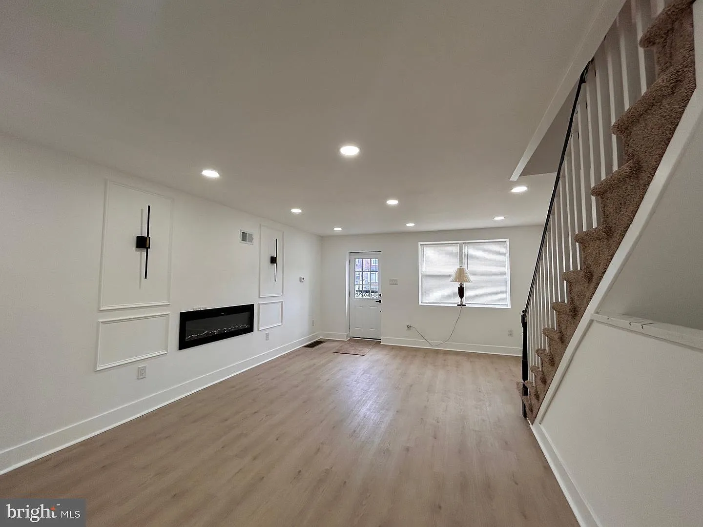 3 bed, 2.0 bath, 1494 sqft, $2,500 — Photo 4