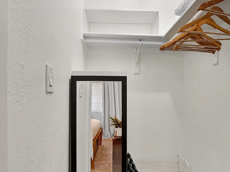 509 N 11th St — Photo 23