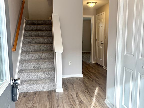 Open and Inviting Foyer