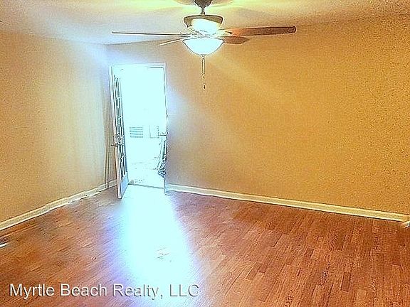 2nd image of 405 71st Ave N #14