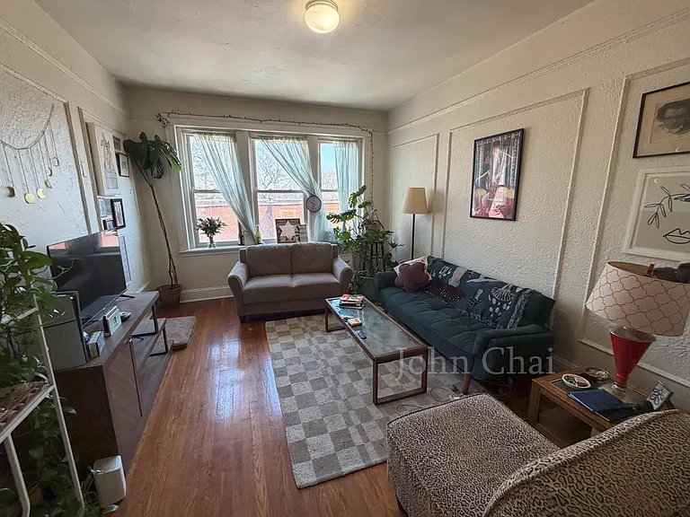 70 Chiswick Rd #15 — Photo 4