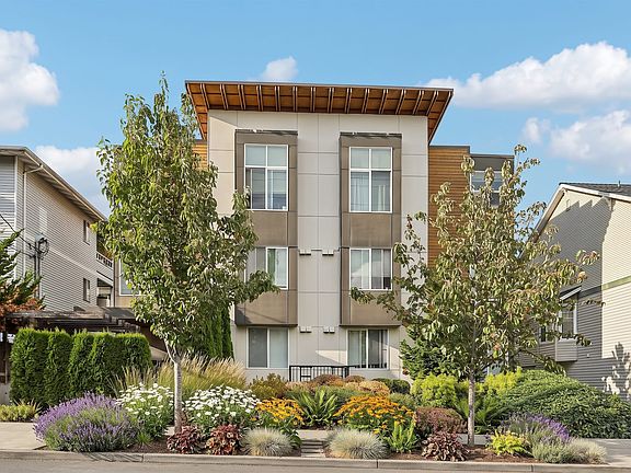 2nd image of 714 N 95th St #111