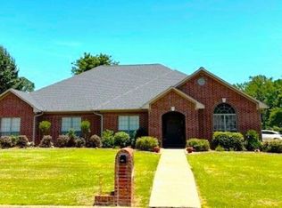 102 Silverleaf Cv, White Hall, AR 71602