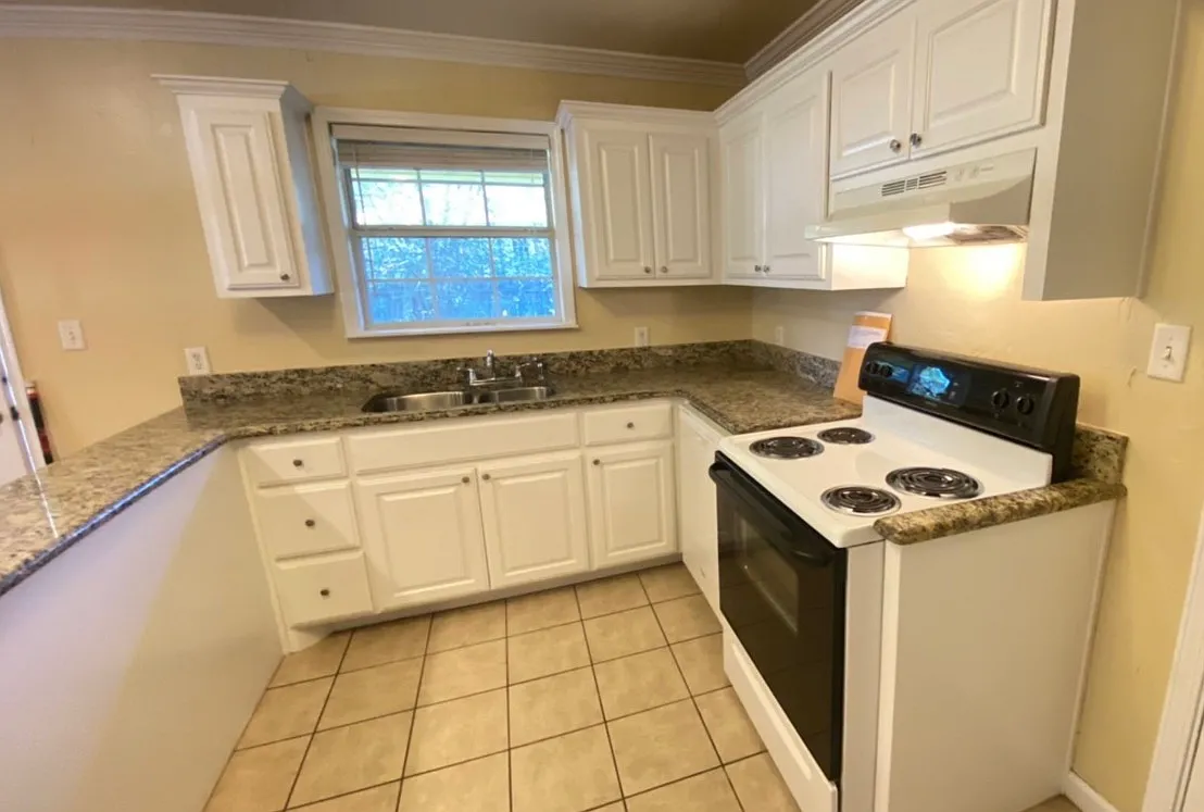 1 bed, 950 sqft, $950 — Photo 4