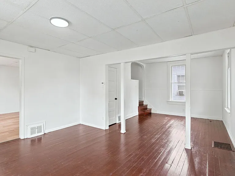 3034 Abbott St — Photo 35
