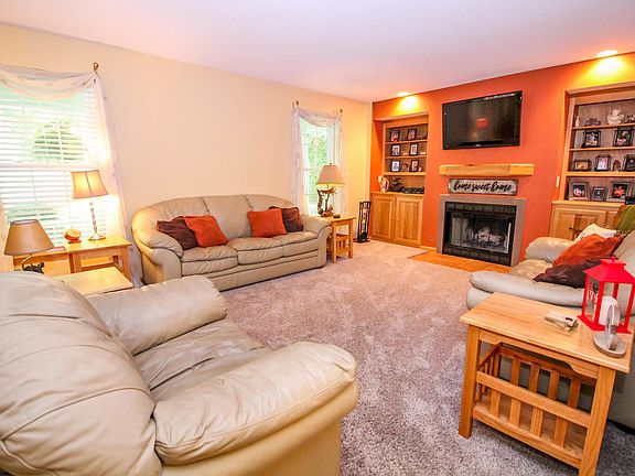 2nd image of 663 Courtland Dr