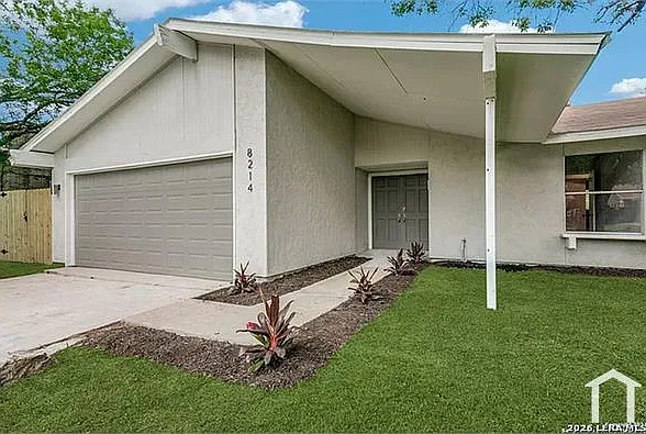 3 bed, 1566 sqft, $2,499 — Photo 2