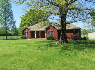 3717 Cravens Rd, Savannah, TN 38372