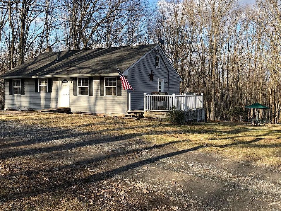 2nd image of 204 Nettle Rd