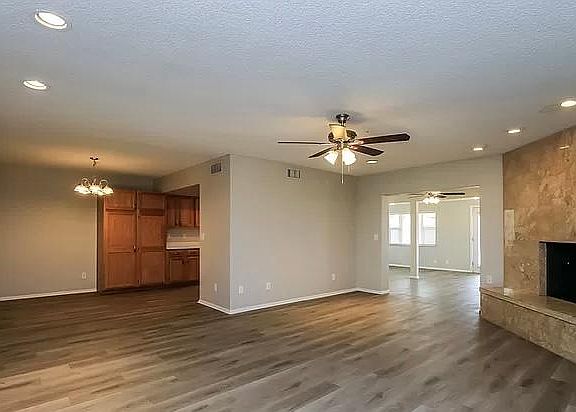 3rd image of 2405 E Javelina Ave