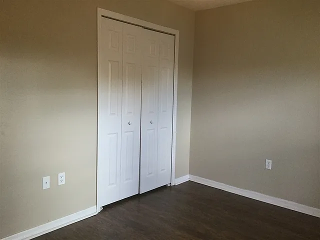 1350 Rolling River Rd — Photo 16