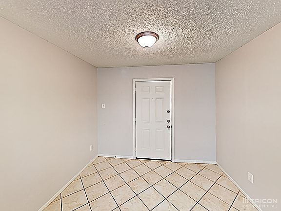 4th image of 7419 Elderberry Ln