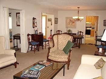 4th image of 712 Sussex Way #A