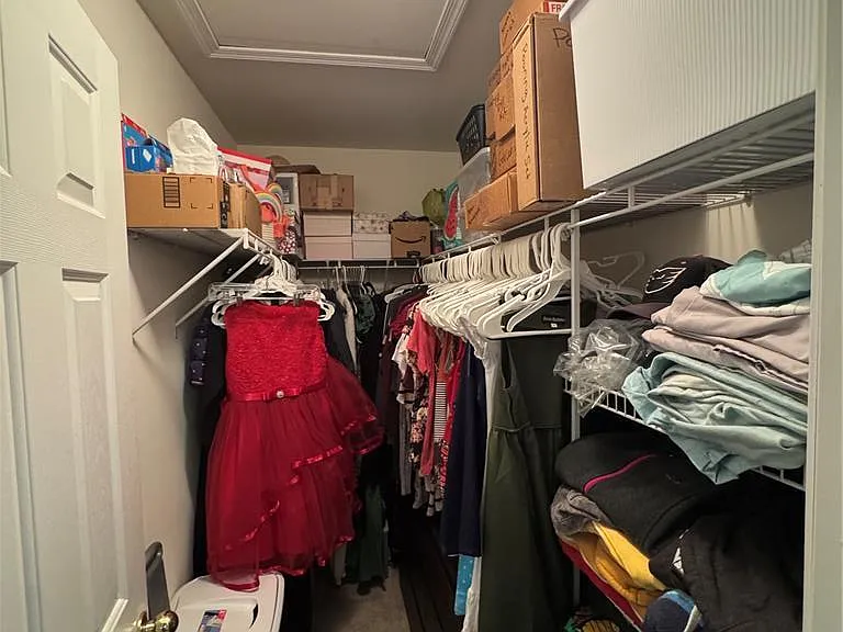 1081 Tudor Dr — Photo 24