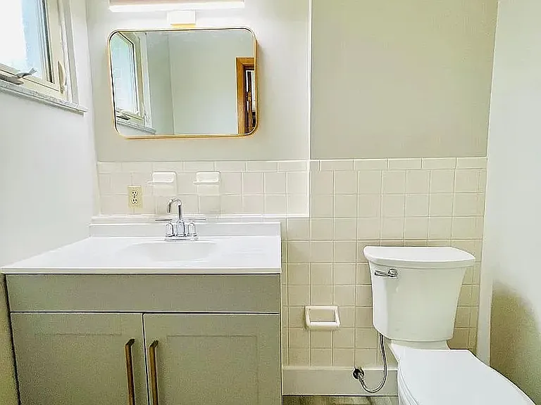 3118 Northwest Blvd #1 — Photo 7