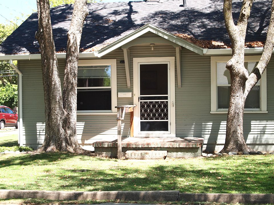 1st image of 301 Earl Ave