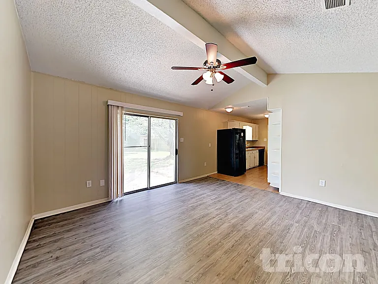1308 Timberview Ln — Photo 5