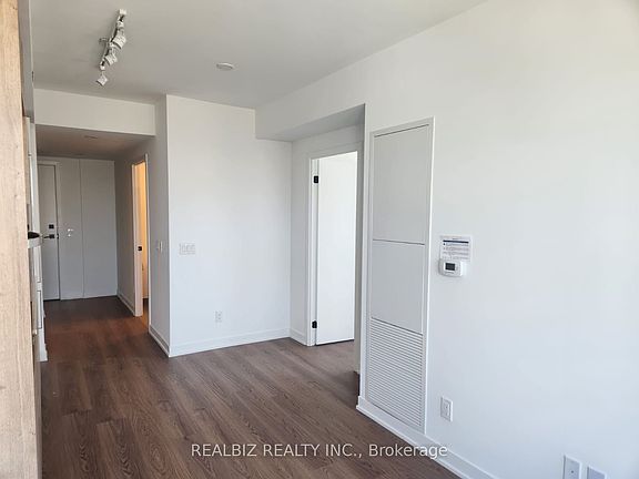 2nd image of 319 Jarvis St #2906
