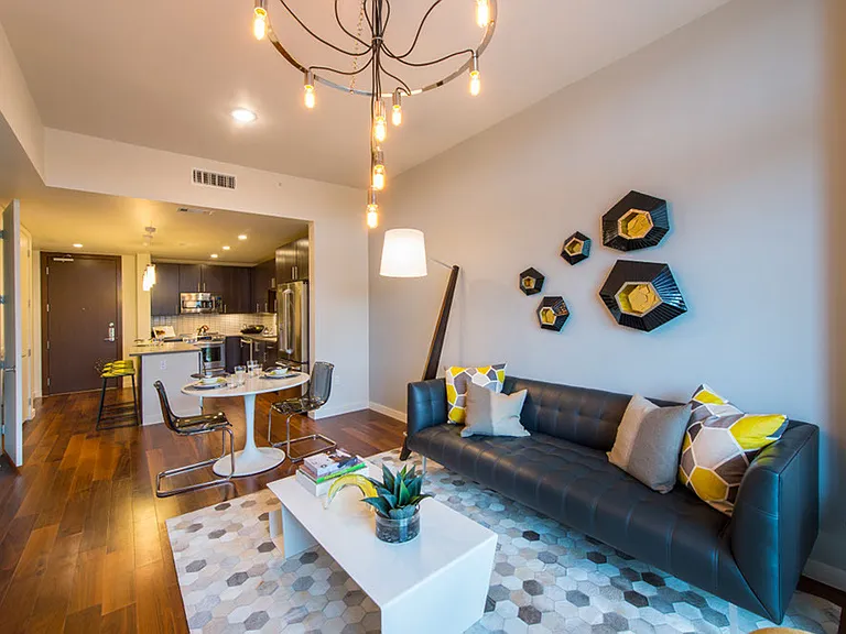One Hermann Place — Photo 14