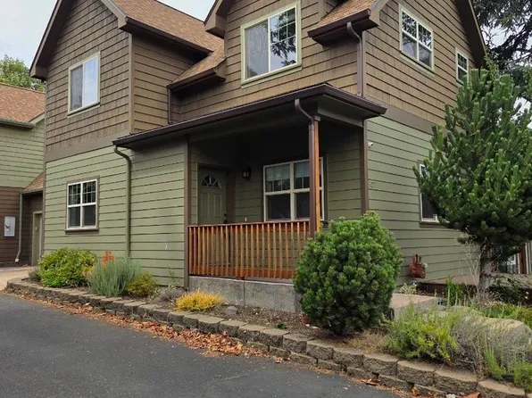 907 Bellview Ave, Ashland, OR 97520