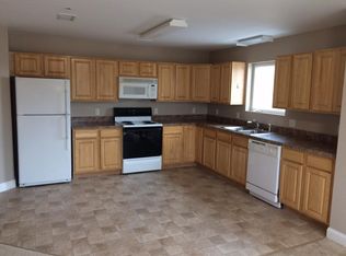 174 River Rd, Andover, MA 01810