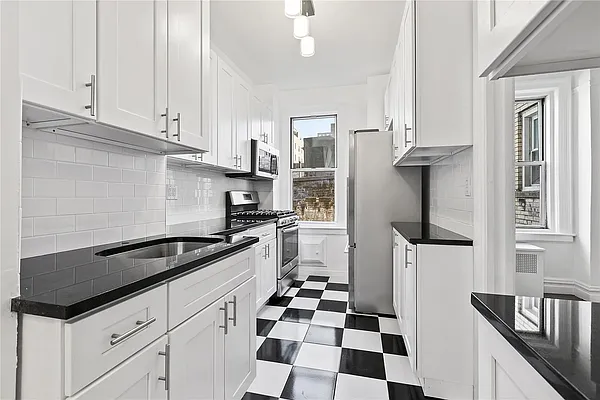 Rented by Maz Group NY | media 5