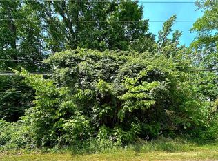 4236 Wayne Rd #12, Greensboro, NC 27407