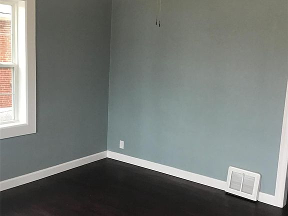 5th image of 317 E Roosevelt Ave