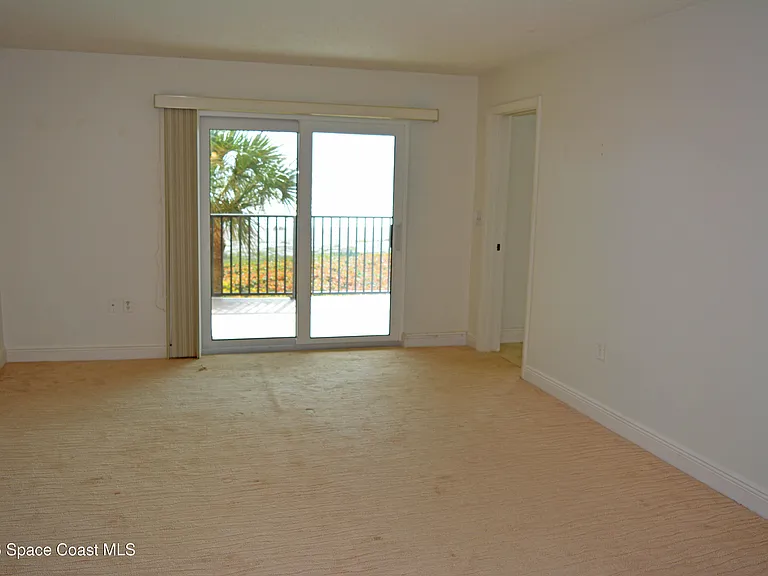 8500 Ridgewood Ave #304 — Photo 18