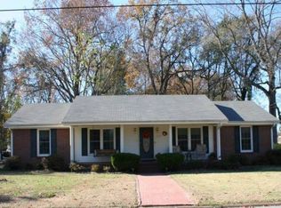 1734 Kit Carson Rd, Dyersburg, TN 38024