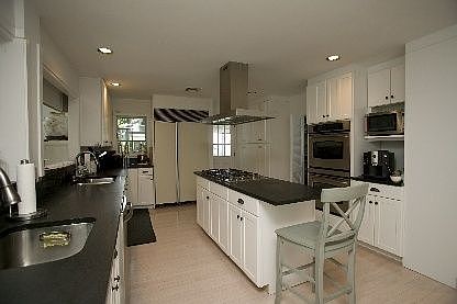 5th image of 125 Mullen Hill Ln