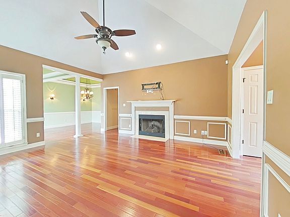 5th image of 732 Magruder Ct