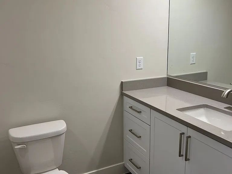 569 E Steeplechase Rd — Photo 11