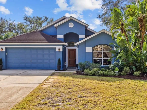 2610 Heatherwood Dr, Tampa, FL 33618