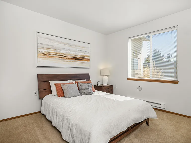 2x2 Master Bedroom