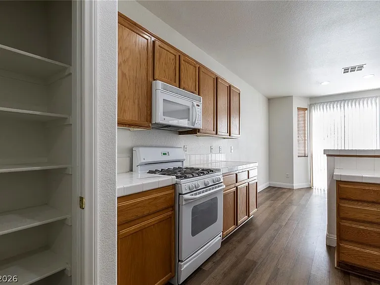 8152 Starling View Ct — Photo 13